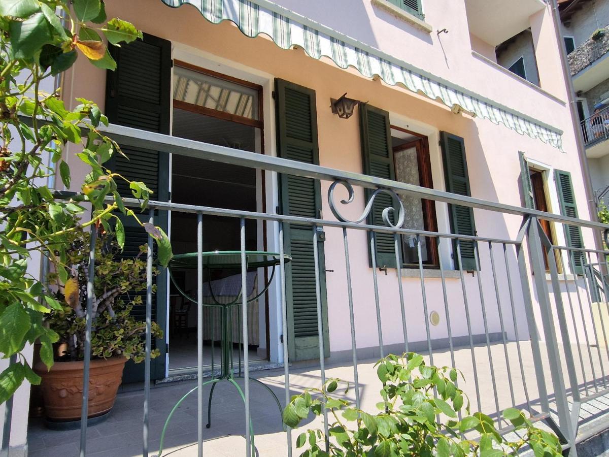 Appartamento BorgoCastello Rezzonico Esterno foto