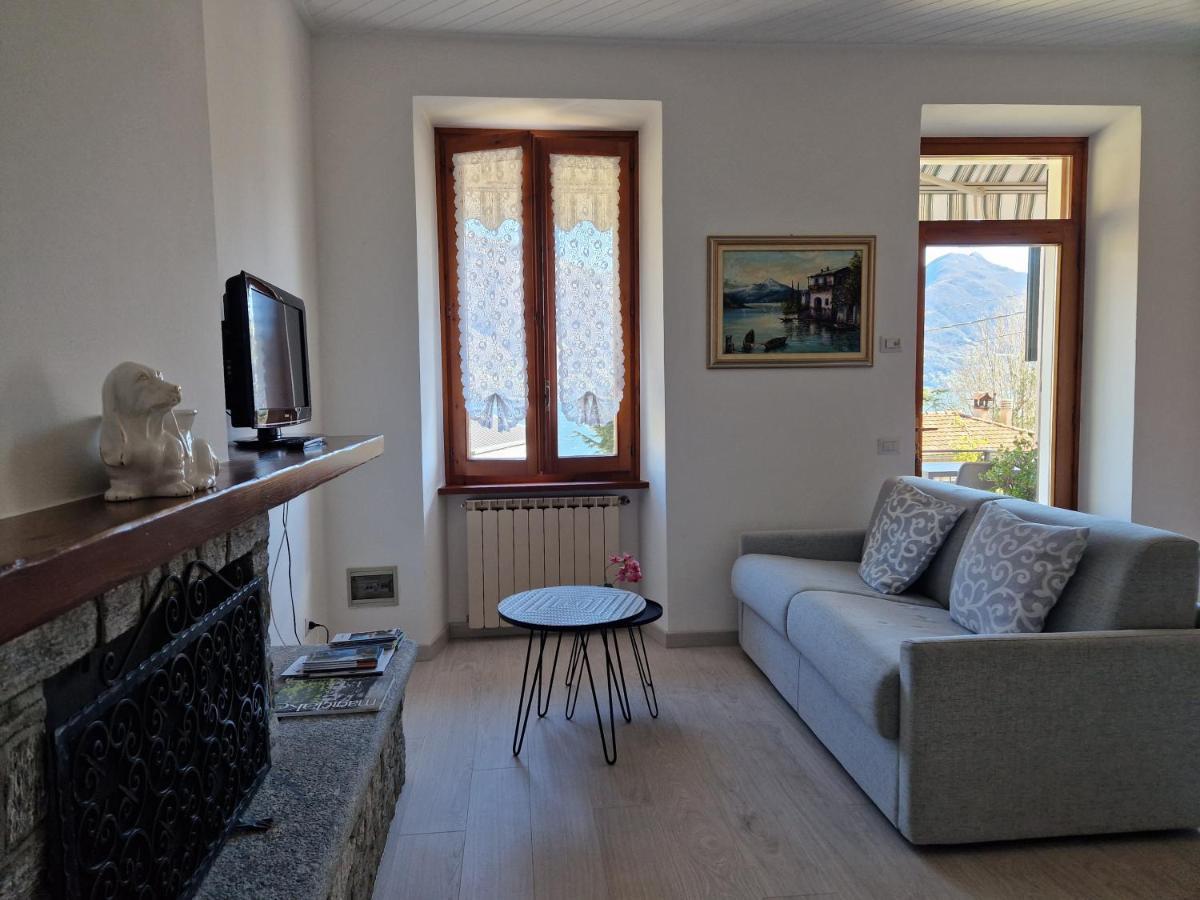 Appartamento BorgoCastello Rezzonico Esterno foto